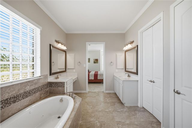 19526 Rockview Ledge Lane, Cypress, TX 77433