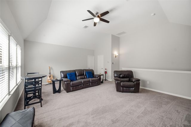 19526 Rockview Ledge Lane, Cypress, TX 77433