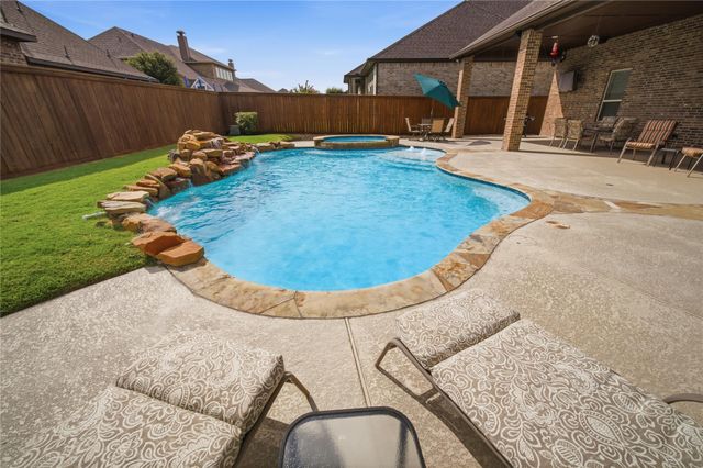 19526 Rockview Ledge Lane, Cypress, TX 77433