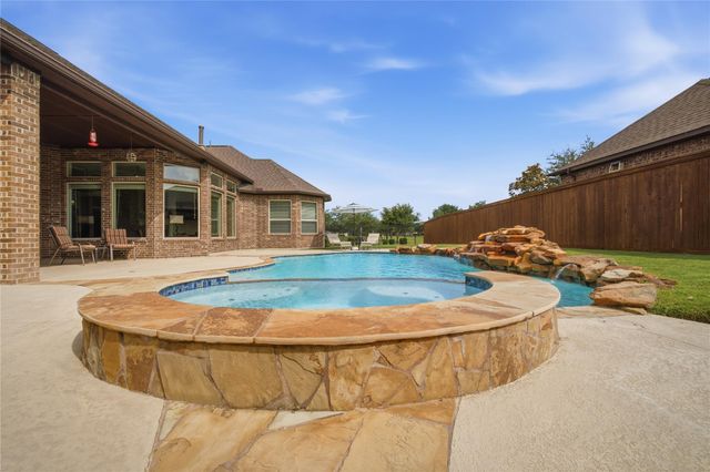 19526 Rockview Ledge Lane, Cypress, TX 77433
