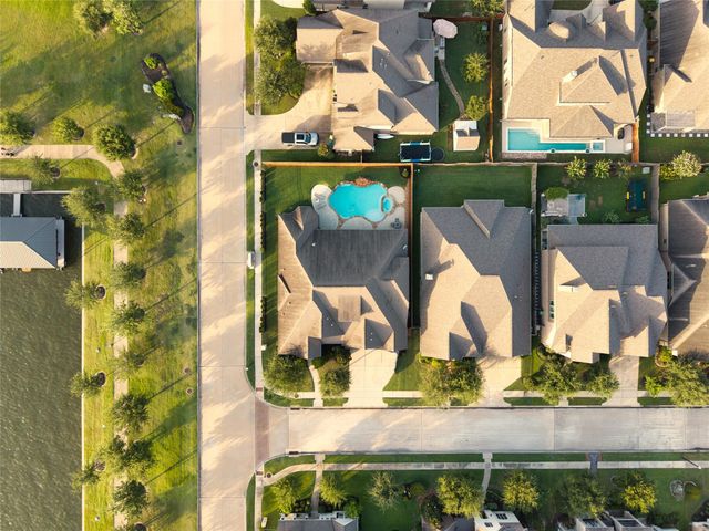 19526 Rockview Ledge Lane, Cypress, TX 77433