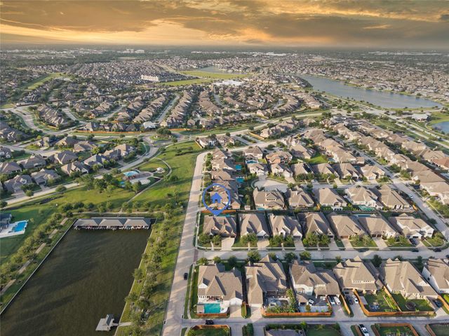 19526 Rockview Ledge Lane, Cypress, TX 77433