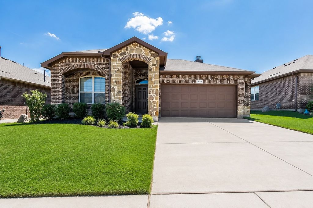 5816 Marsh Rail Drive, Denton, TX 76208