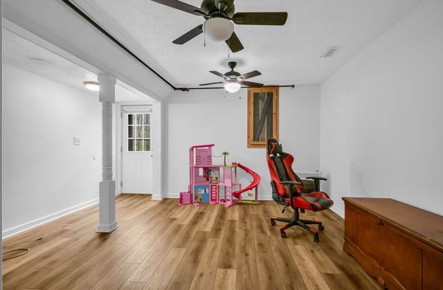 1051 Twin Pine Rd, Dickson, TN 37055