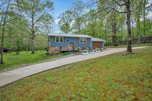 1051 Twin Pine Rd, Dickson, TN 37055