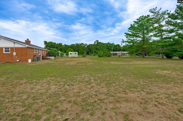 144 Freedom Drive, Lexington, SC 29072