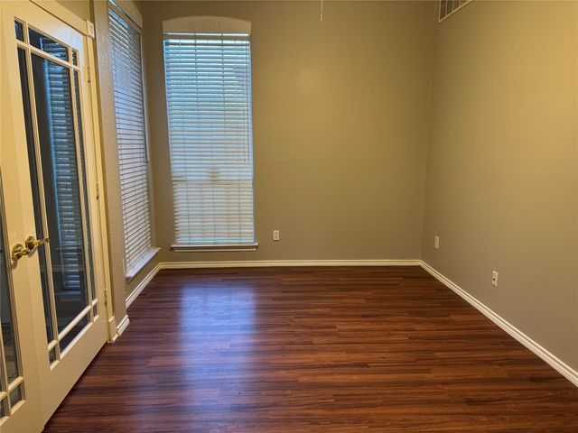 4629 Lincolnshire Drive, Grand Prairie, TX 75052