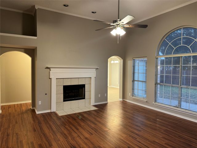 4629 Lincolnshire Drive, Grand Prairie, TX 75052