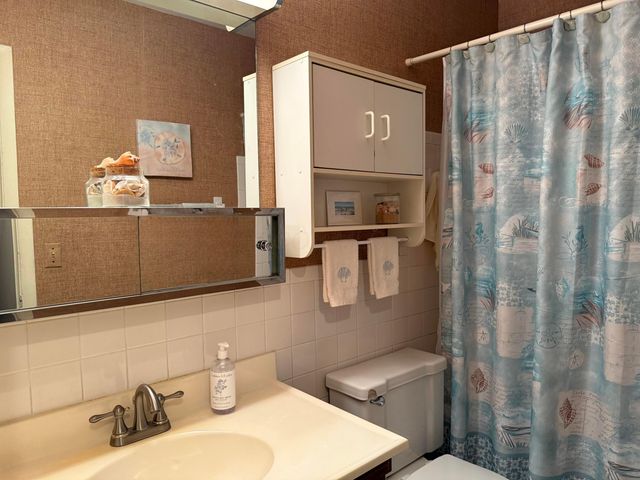 1916 Willoway Circle S, Columbus, OH 43220