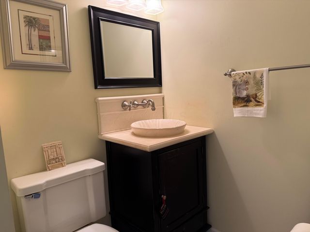 1916 Willoway Circle S, Columbus, OH 43220