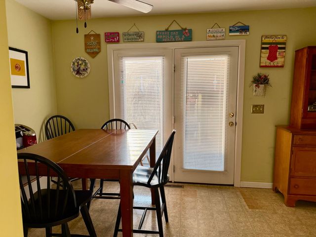 1916 Willoway Circle S, Columbus, OH 43220