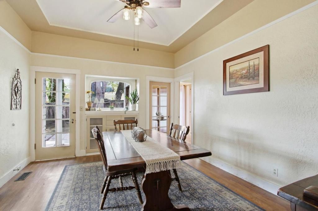 Image 17 of property listing at 10625 Merriman Road, Cupertino, CA 95014