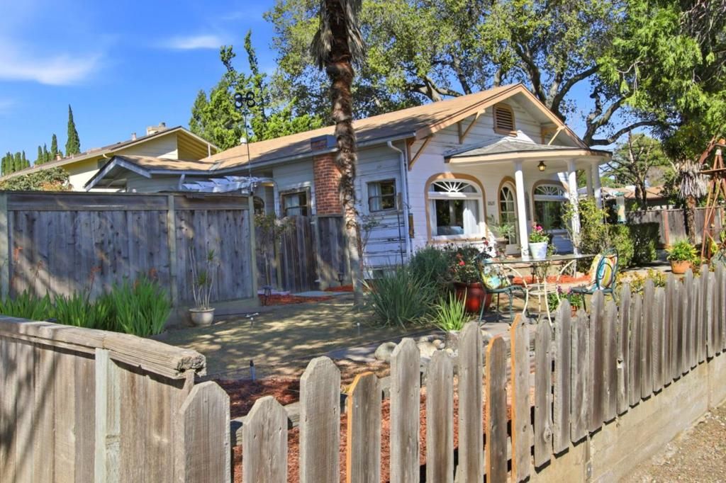 Image 35 of property listing at 10625 Merriman Road, Cupertino, CA 95014