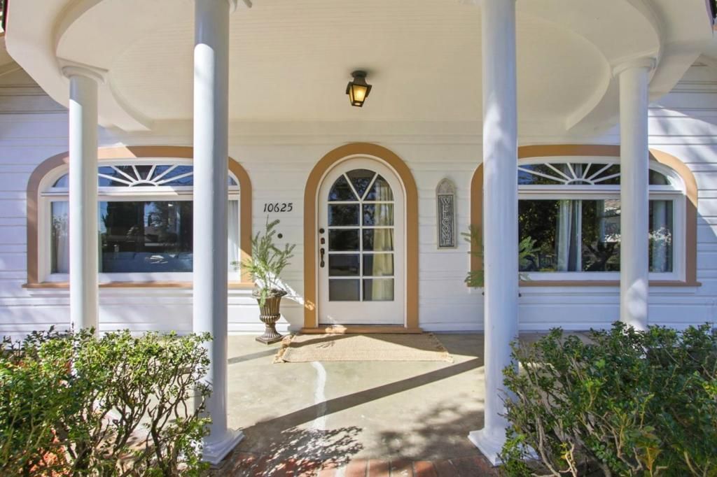 Image 5 of property listing at 10625 Merriman Road, Cupertino, CA 95014