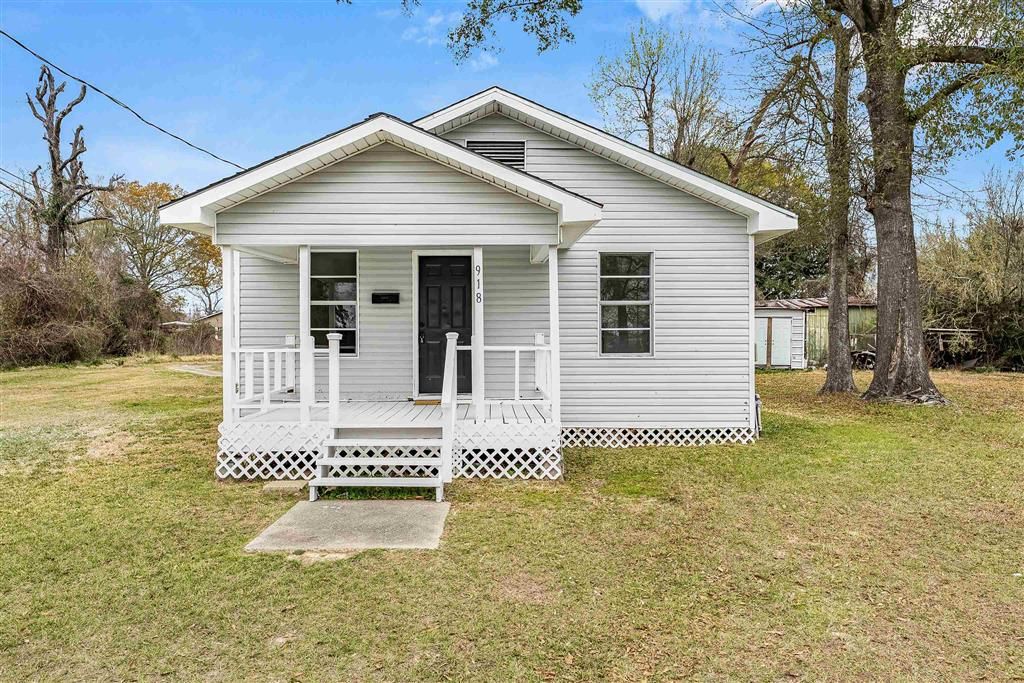 918 Shafer St Street, Westlake, LA 70669