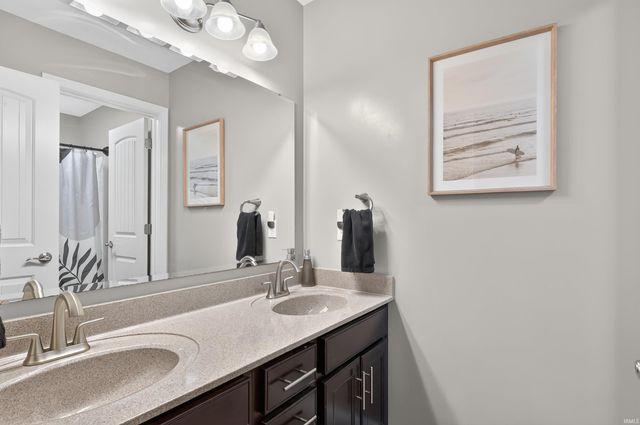 1767 Glen Hollow Drive, Fort Wayne, IN 46814