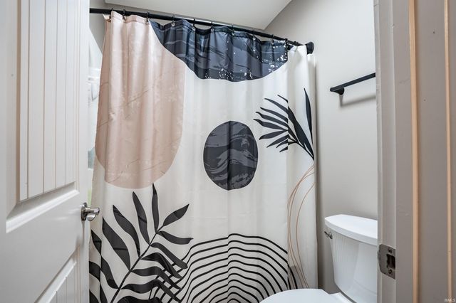 1767 Glen Hollow Drive, Fort Wayne, IN 46814