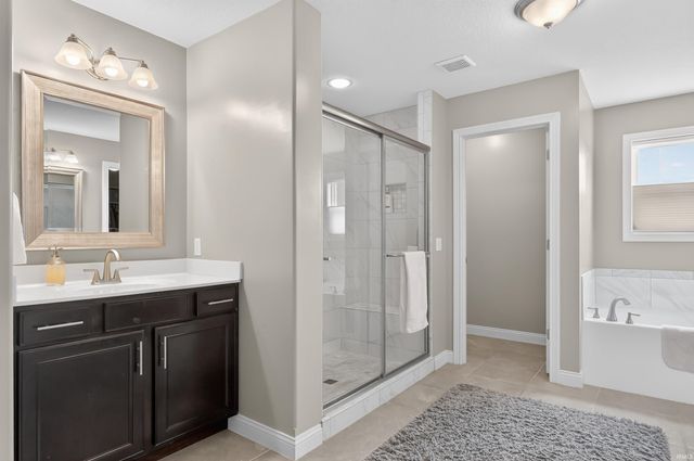 1767 Glen Hollow Drive, Fort Wayne, IN 46814