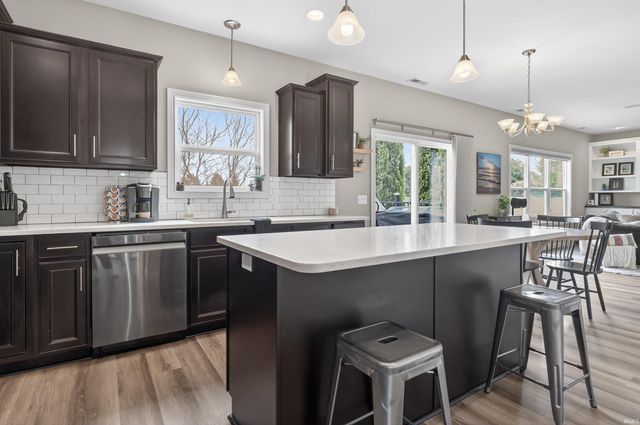 1767 Glen Hollow Drive, Fort Wayne, IN 46814