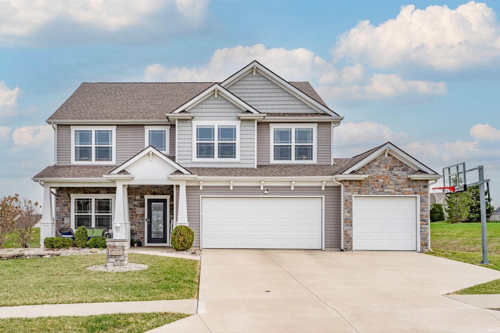 1767 Glen Hollow Drive, Fort Wayne, IN 46814