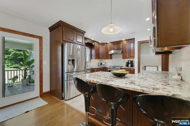 15-10 Mandon Place, Fair Lawn, NJ 07410