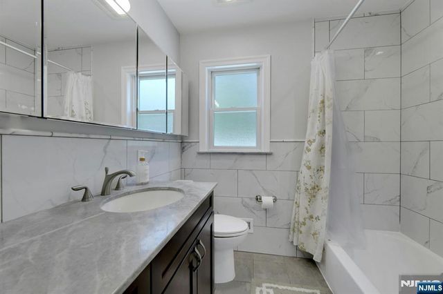 15-10 Mandon Place, Fair Lawn, NJ 07410