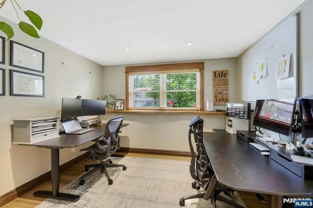 15-10 Mandon Place, Fair Lawn, NJ 07410