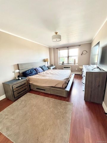 260 Beach 81st Street 3N, Rockaway Beach, NY 11693
