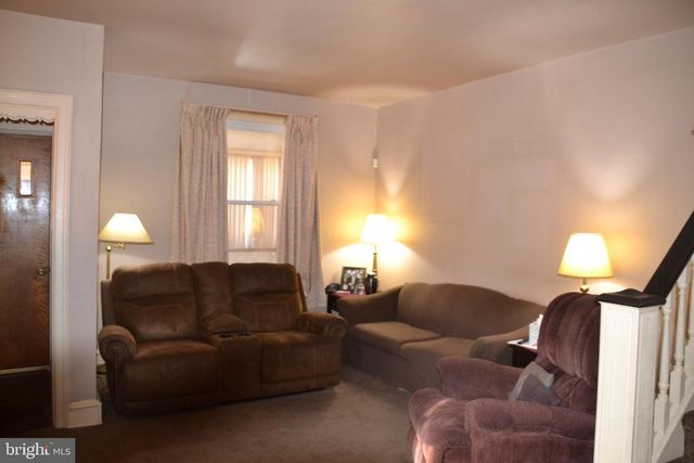 57 LEXINGTON AVE, Lansdowne, PA 19050