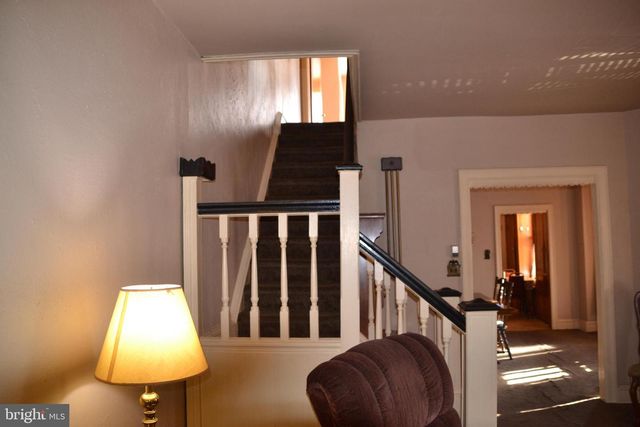 57 LEXINGTON AVE, Lansdowne, PA 19050