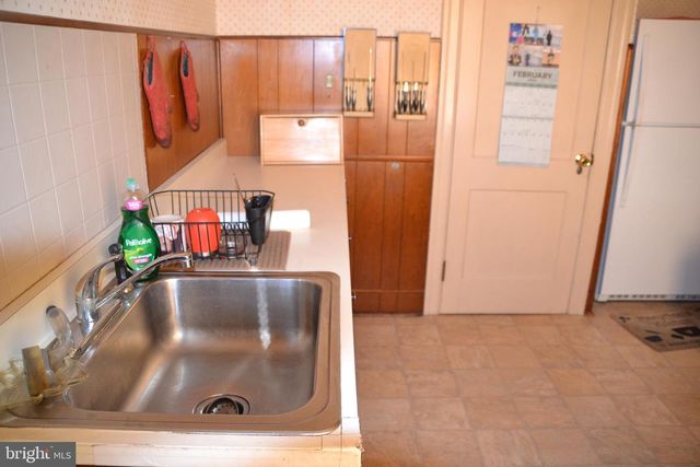 57 LEXINGTON AVE, Lansdowne, PA 19050