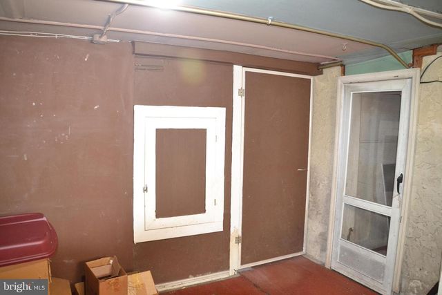 57 LEXINGTON AVE, Lansdowne, PA 19050