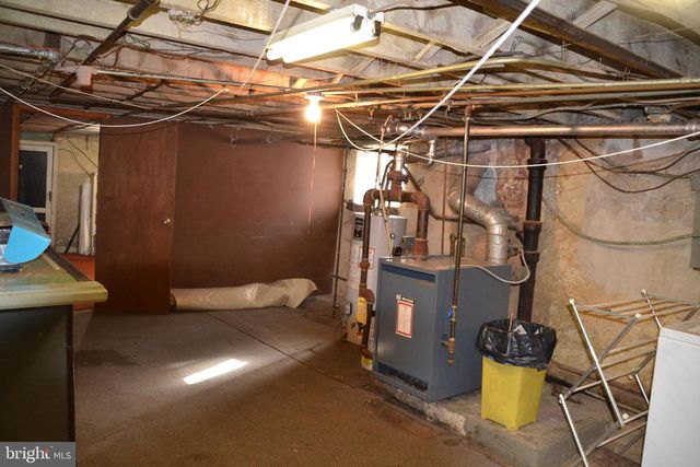 57 LEXINGTON AVE, Lansdowne, PA 19050