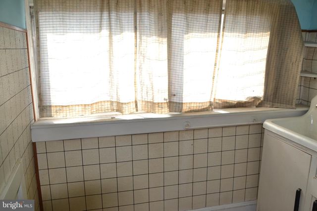 57 LEXINGTON AVE, Lansdowne, PA 19050