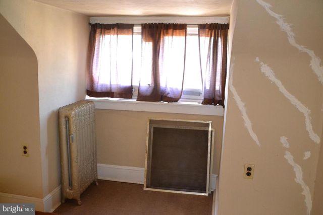 57 LEXINGTON AVE, Lansdowne, PA 19050