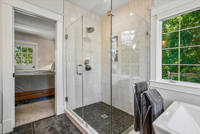 1909 BELFIELD RD, Alexandria, VA 22307
