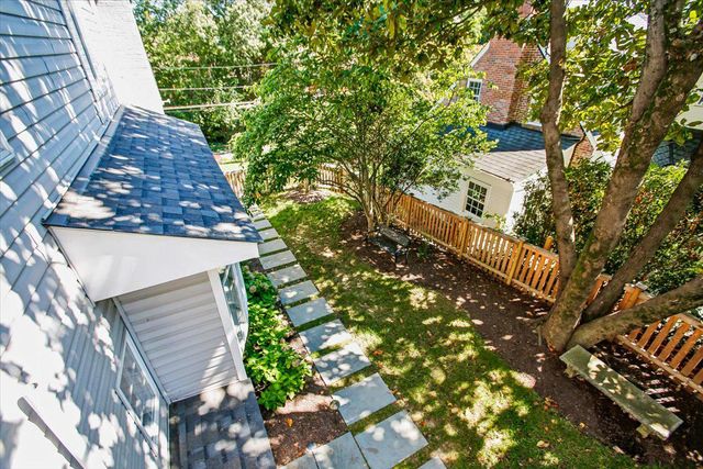 1909 BELFIELD RD, Alexandria, VA 22307