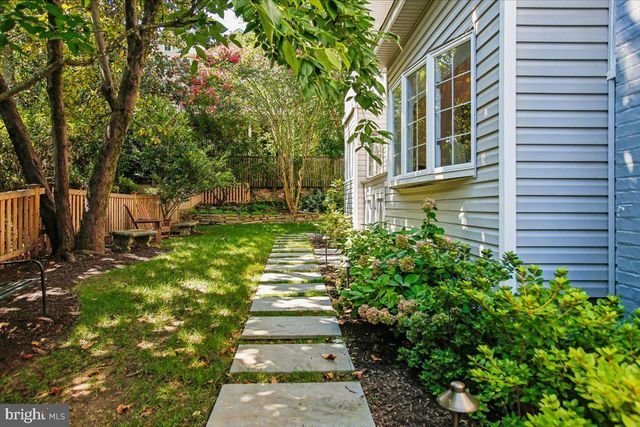 1909 BELFIELD RD, Alexandria, VA 22307