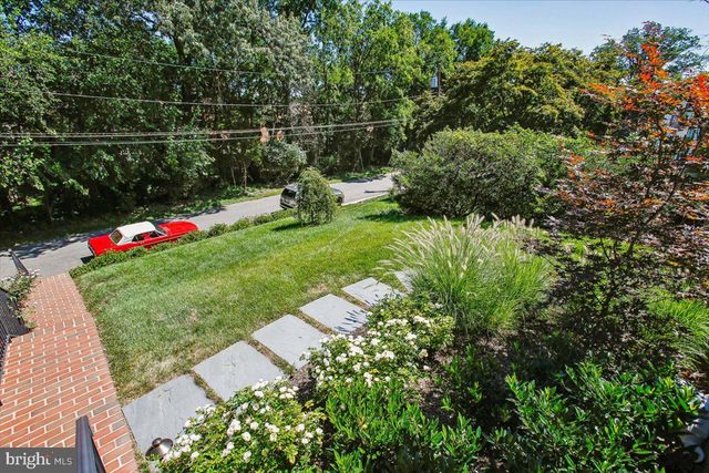 1909 BELFIELD RD, Alexandria, VA 22307