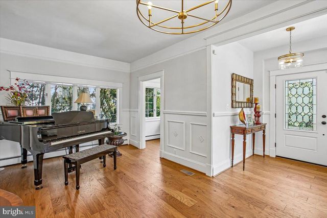 1909 BELFIELD RD, Alexandria, VA 22307