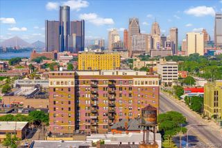 2900 E Jefferson Avenue C5, Detroit, MI 48207