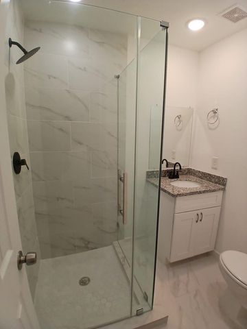 7928 Count Street, Houston, TX 77028