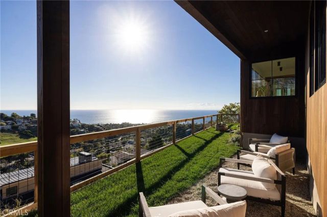 1015 Madison Place, Laguna Beach, CA 92651