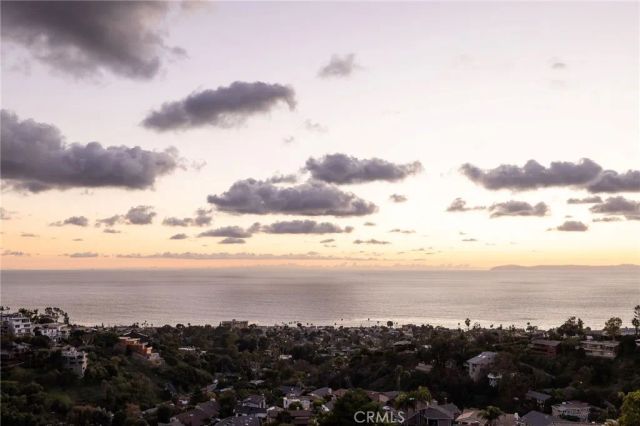 1015 Madison Place, Laguna Beach, CA 92651