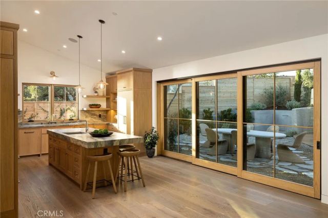 1015 Madison Place, Laguna Beach, CA 92651