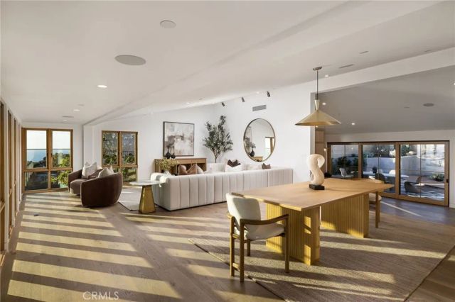 1015 Madison Place, Laguna Beach, CA 92651