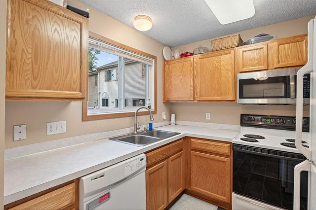 7031 Quantrelle Avenue NE, Otsego, MN 55330