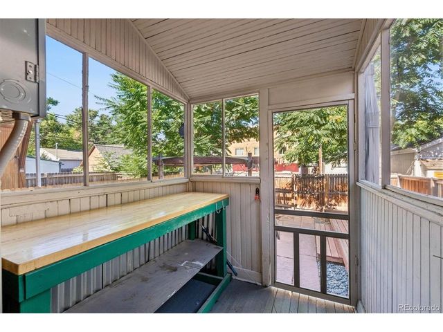 1139 N Downing St, Denver, CO 80218