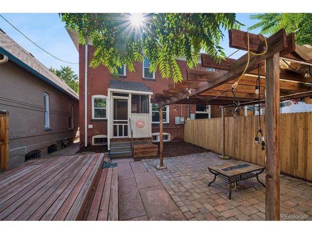 1139 N Downing St, Denver, CO 80218