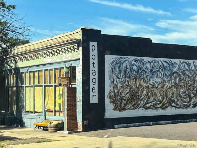 1139 N Downing St, Denver, CO 80218